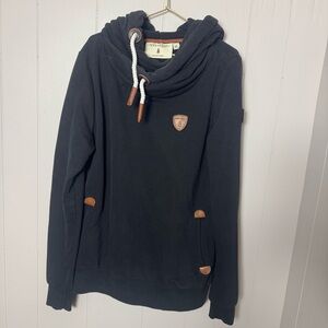 Wanakome Black Crewneck Hoodie with Contrast Toggles